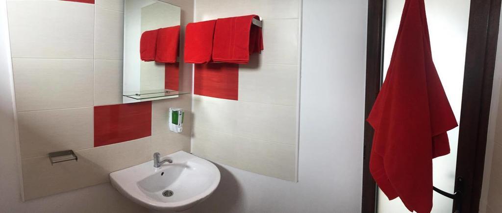 Casa De La Corbu Hotell Corbu  Exteriör bild